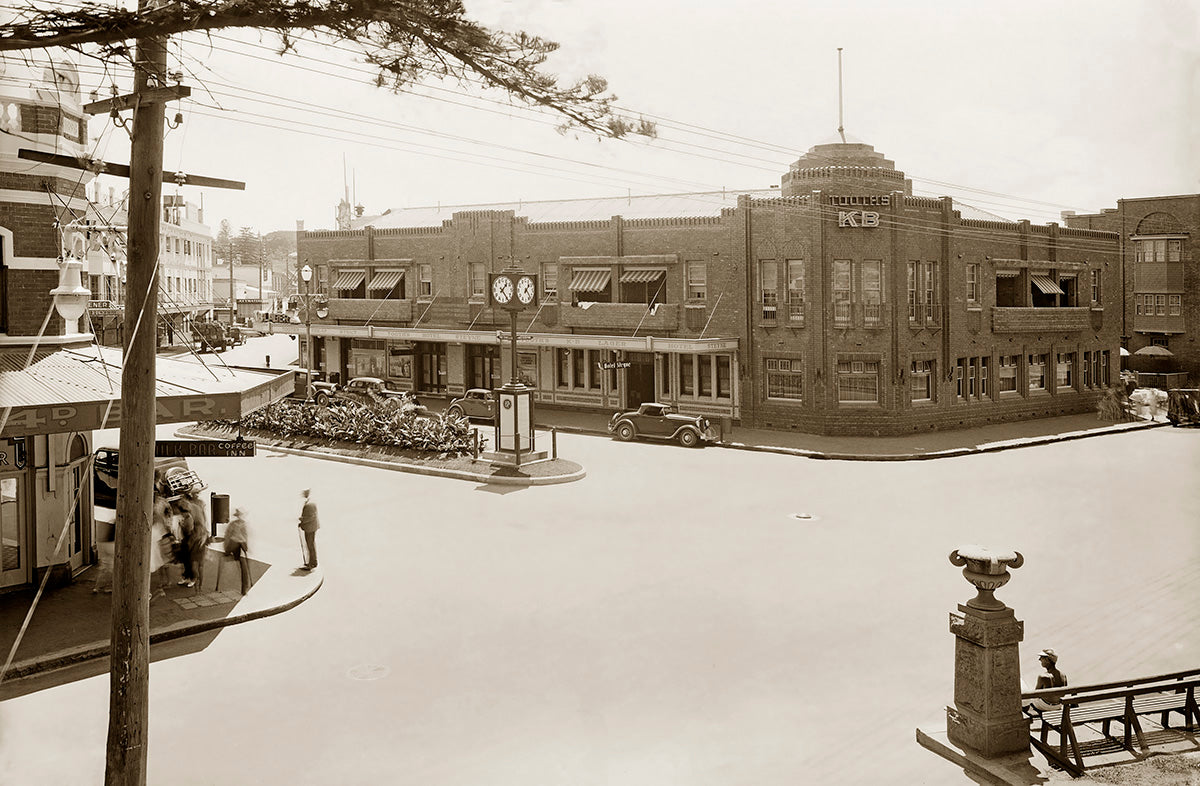 The Steyne Hotel On The Corso, Manly NSW Australia 1940s