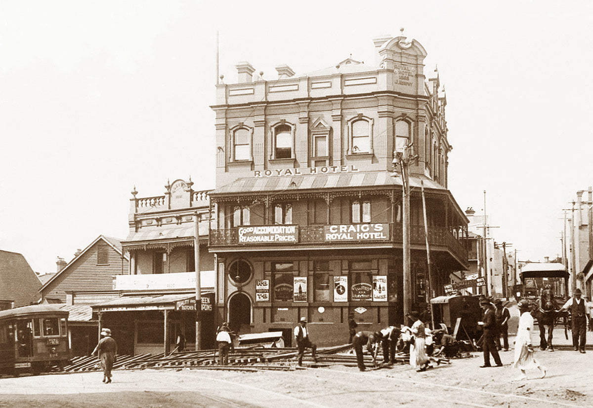 Royal Hotel At Five Ways , Paddington NSW Australia c.1920  Edit alt text