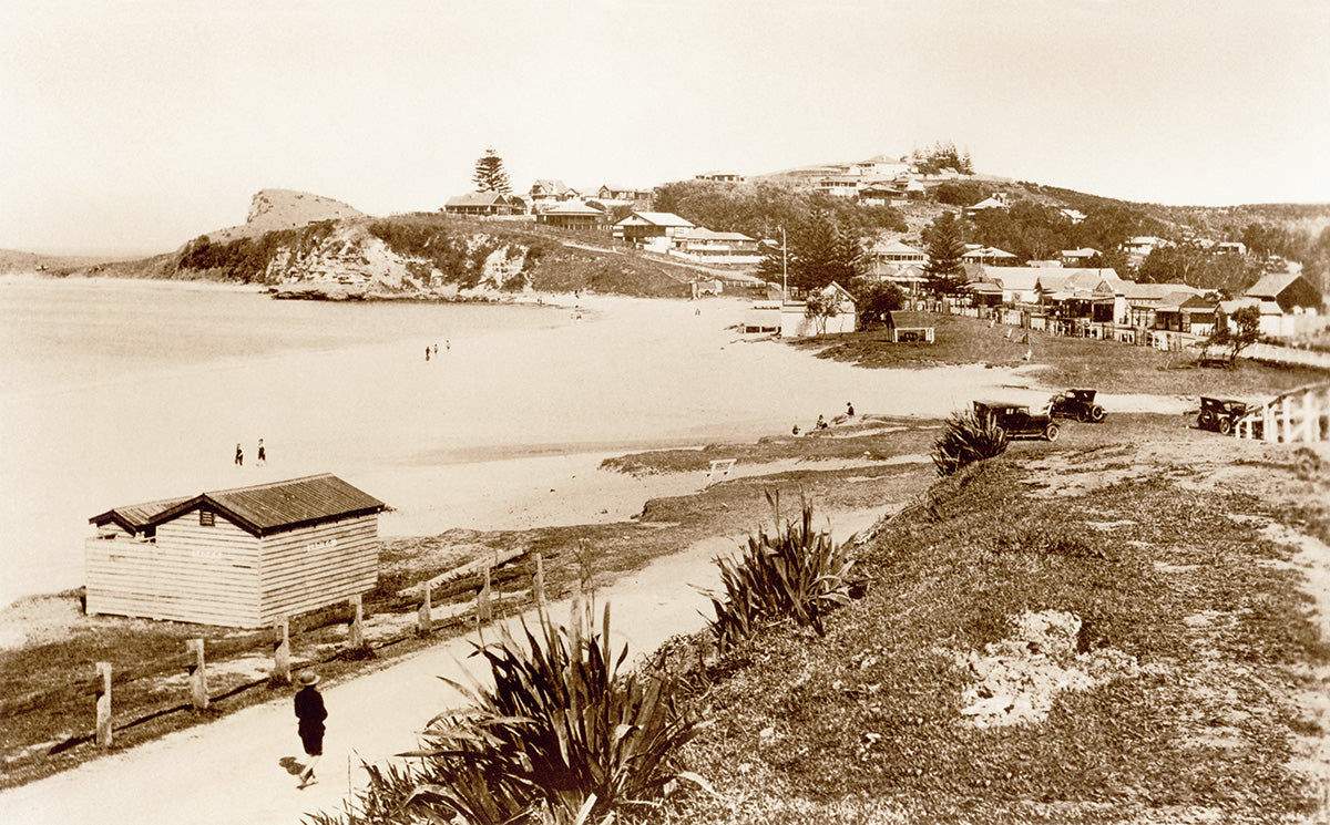The Beach, Terrigal NSW Australia c.1927